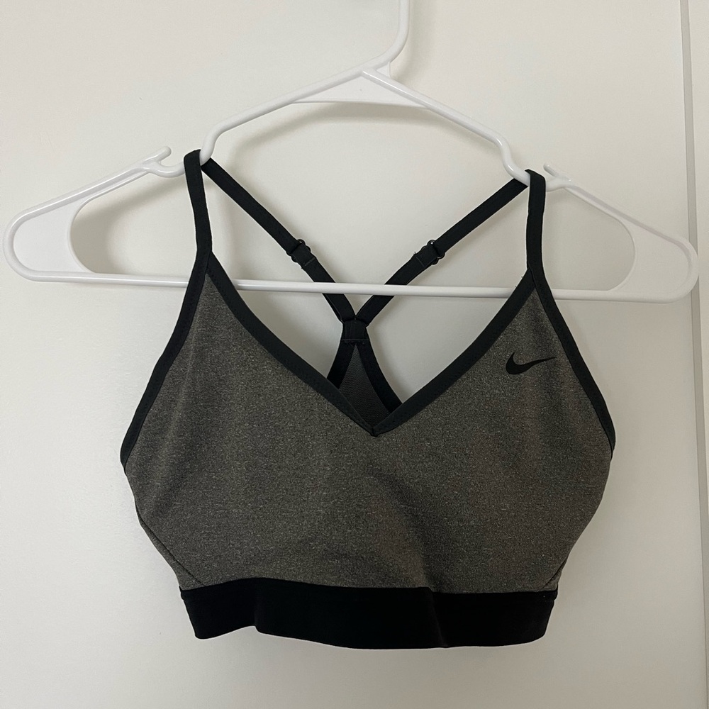 2 Nike Women's Grey and White Dry fit Sports Bra